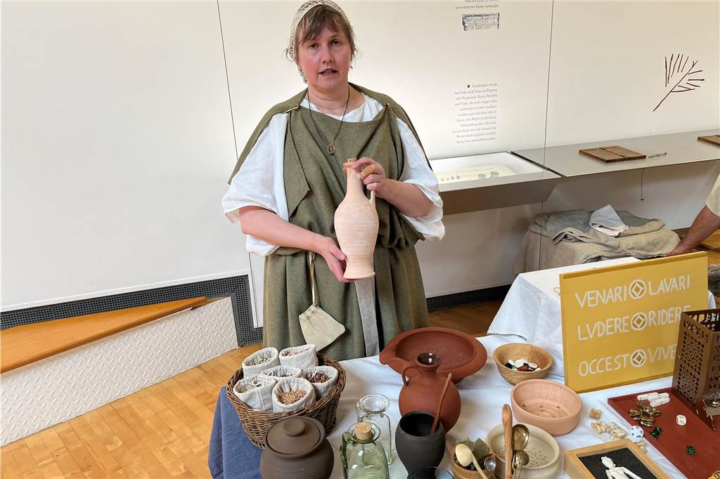 Das Römermuseum feiert 30-jähriges Jubiläum: Mehr als 30 Fotos zum Durchklicken Das LWL-Römermuseum in Haltern lockte zum 30-jährigen Jubiläum zahlreiche Besucher mit Attraktionen und Ausstellungen an.