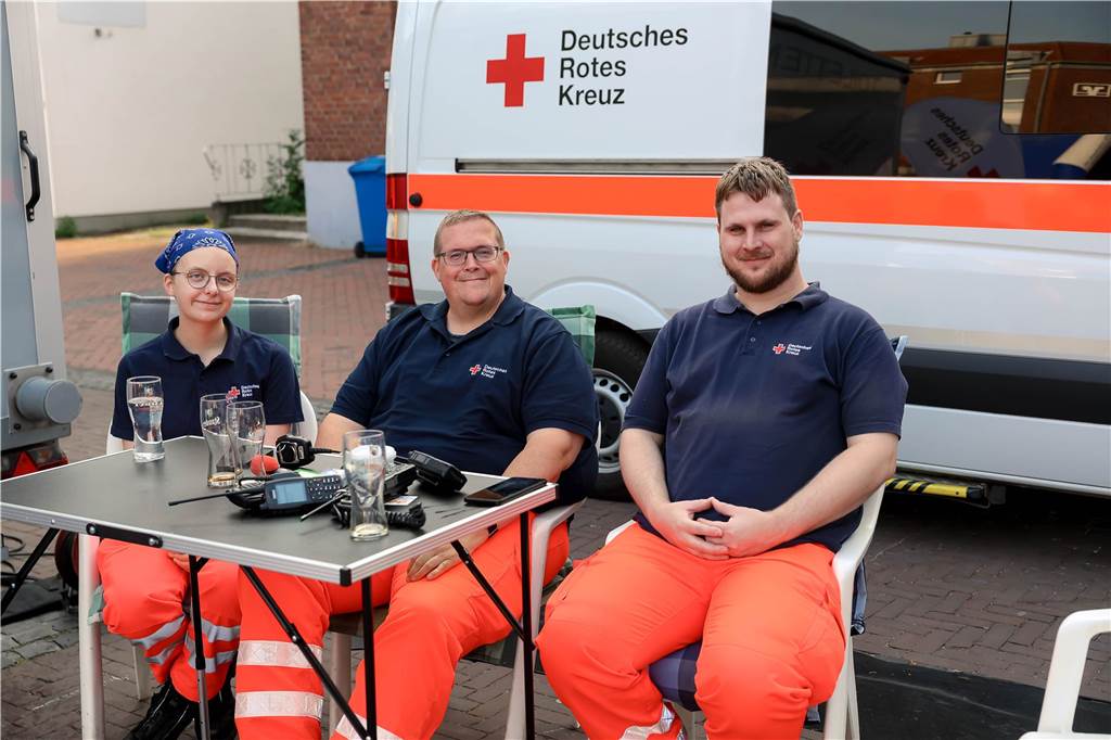 Das Maifest lockte bei bestem Wetter viele Besucherinnen und Besucher nach Kirchhellen. 