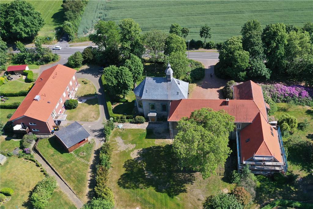Der Graf von Merveldt baut das Michaelisstift um - Zeit für was Neues Das Michaelisstift der Grafen von Merveldt an der Rhader Straße in Lembeck-Endeln wird umgebaut. Fünf Wohnungen sollen entstehen.