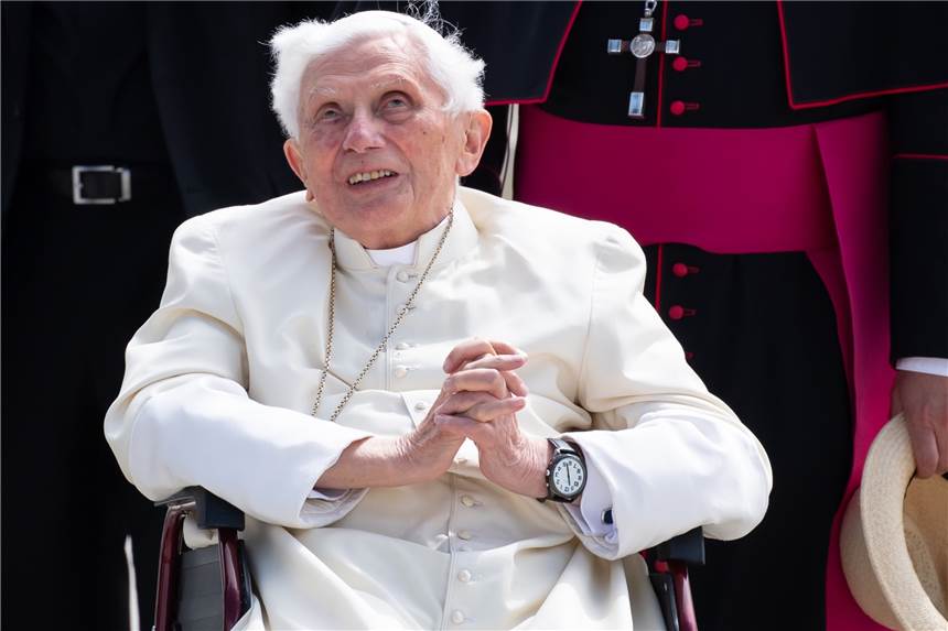 Umstrittener Papst Benedikt wird 95 – Was bleibt von Ratzinger? Das Missbrauchsgutachten von München legte einen gewaltigen Schatten über das Leben und Werk von Papst Benedikt.