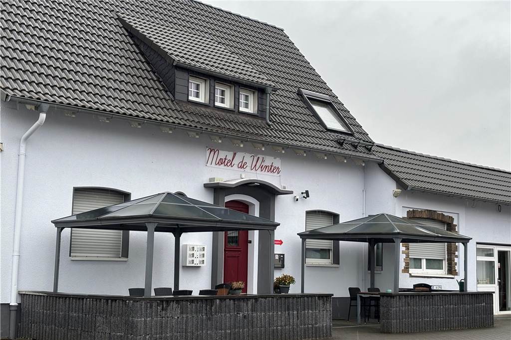 Ein Tag wie im Film fürs Motel de Winter: Spritzer führten zu Spezialeinsatz Das Motel de Winter hat im Internet gute Bewertungen und in der Regel auch vernünftige Gäste, meint der Betreiber.