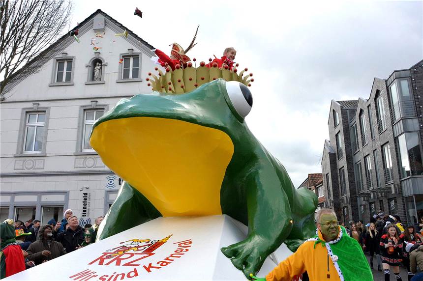 Motto für den Rosenmontagszug und Preisträger der Meritenmedaille stehen fest Das Motto für den diesjährigen Rosenmontagszug lautet: „Tradition und neuer Schwung, der Raesfelder Karneval hält alle jung.“