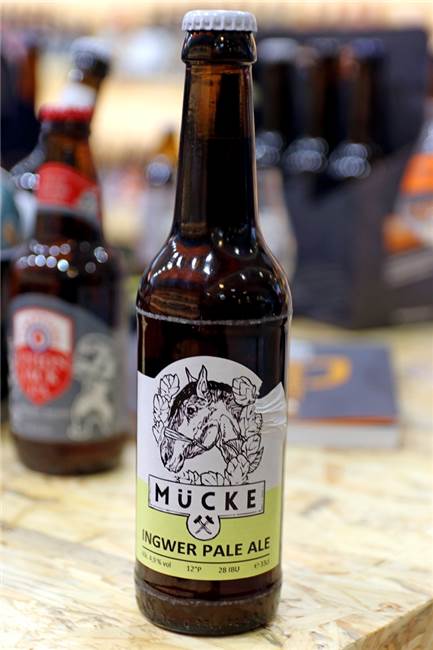 Das Mücke Ingwer Pale Ale gehört zu den regionalen Tropfen und kommt aus Essen. Benannt ist es nach dem letzten Grubenpferd der Zeche Zollverein.