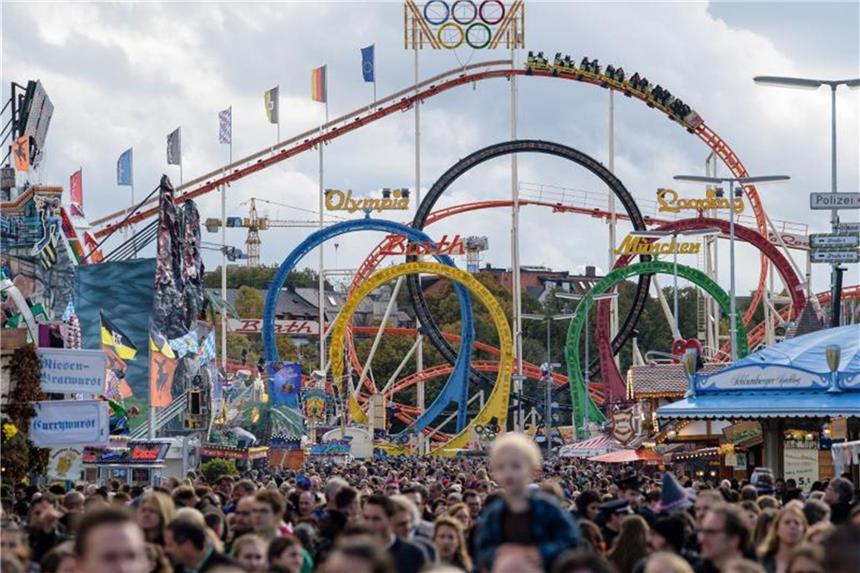 Umsatzpacht bei Oktoberfest steigt - damit auch die Preise? Das Münchner Oktoberfest geht dieses Jahr vom 22. September bis 7. Oktober. Foto: Matthias Balk