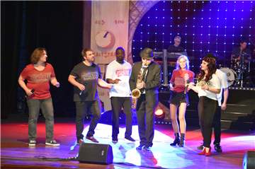 Das Musical Radio Ruhrpott feiert am 2. Mai Premiere in Castrop-Rauxel. Wir bieten exklusive Einblicke in die Show.