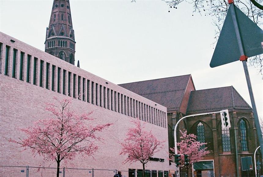 Eröffnungsdatum des Musikforums in Bochum steht fest Das Musikzentrum Ruhr in Bochum soll im Herbst mit einem viertägigen Fest eröffnet werden.