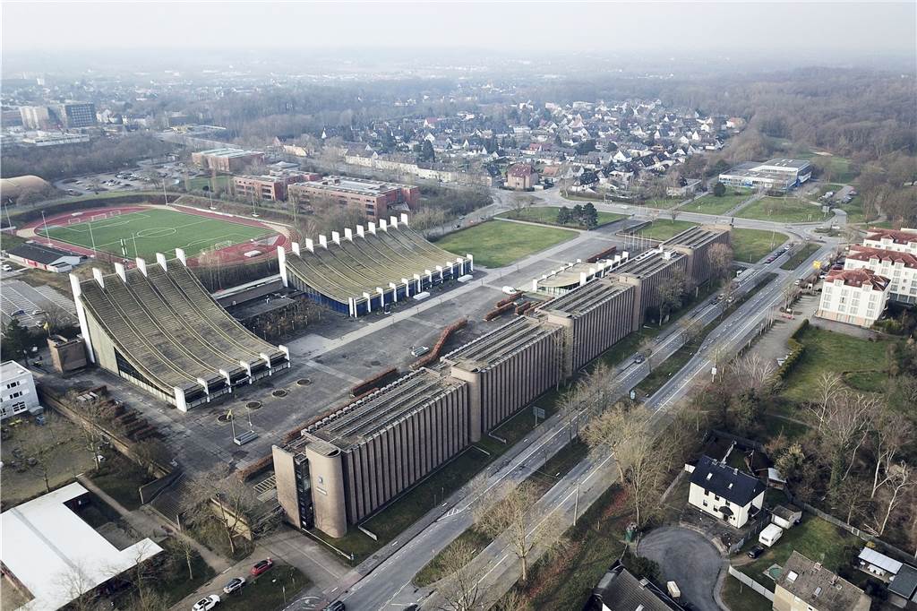 Anmeldungen zu Schnelltests im Castrop-Rauxeler Testzentrum möglich Das neue Durchfahrtszentrum befindet sich auf der Parkfläche zwischen den Gebäuden des Europaplatzes und dem WLT-Logistikzentrum.