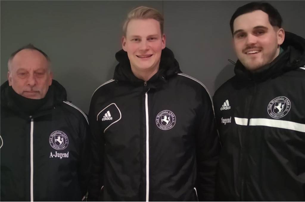 Westfalia Wethmar II gibt das neue Trainerduo für die kommende Saison bekannt Das neue Führungsteam der Wethmarer Reserve mit Teammanager Harry Preuß und den Trainern Paul Mantei und Dominik Ciernioch (von links).