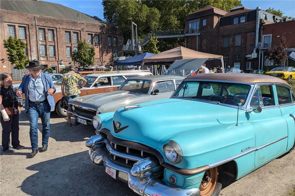Das Oldtimer-Treffen der Oldtimerfreunde Schermbeck im Creativ-Quartier war ein voller Erfolg