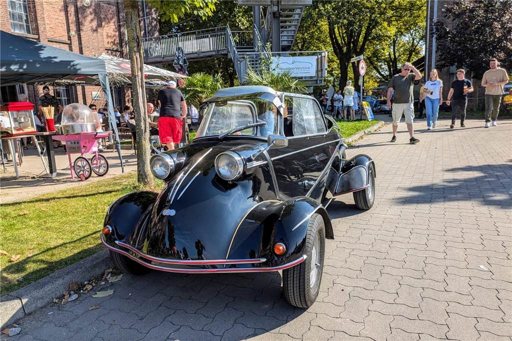 Das Oldtimer-Treffen der Oldtimerfreunde Schermbeck im Creativ-Quartier war ein voller Erfolg