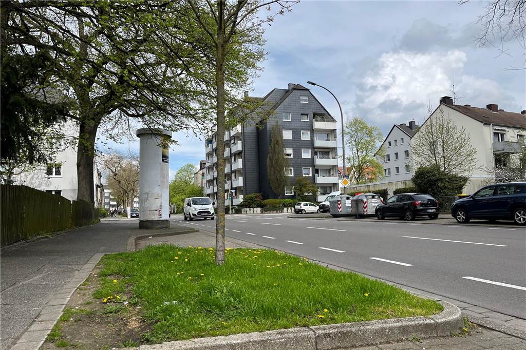 Nach tödlicher Attacke auf 24-Jährigen: Ermittler haben einen Verdächtigen Das Opfer wurde in einem Mehrfamilienhaus an der Ermlinghofer Straße in Hörde gefunden.