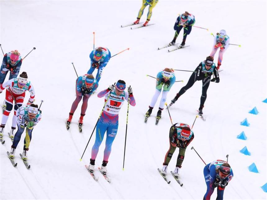Ski-Technik bei WM immer wichtiger Das optimale Material spielt im nordischen Skisport eine wichtige Rolle. Neuerungen werden für die Spitzenathleten entwickelt, dabei kommt aber auch immer viel für den Breitensport heraus. Foto: Karl-Josef Hildenbrand