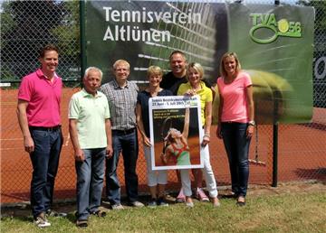 Das Organisations-Team des TV Altlünen freut sich sehr auf die bevorstehenden Bezirksmeisterschaften, das Top-Event im Tennisbezirk Ruhr-Lippe: (V.l.) Uwe Gilles, Wilfried Hoffmann, Andreas Hackbarth, Petra Richter, Dirk Rummel, Ingrid Grünewald und Sandra Fahrtmann-Gilles.