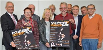 Das Organisationsteam der Dorstener Männertage freut sich auf die Vielfalt der Veranstaltungen, bei denen auch Frauen gern gesehen sind.