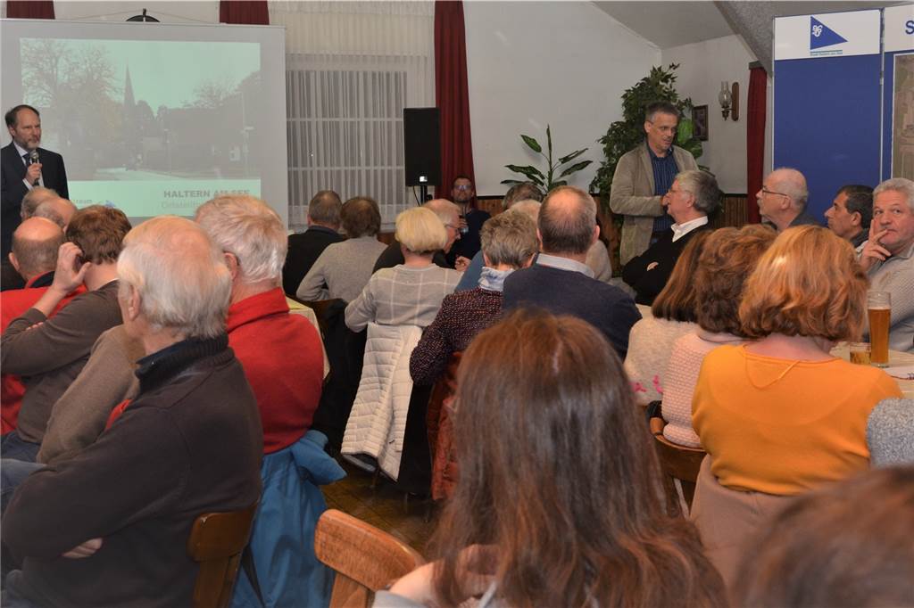 Ortsteilforum: Die Hullerner lieben ihre Idylle, aber sie haben millionenschwere Wünsche Das Ortsteilforum Hullern fand im Saal der Gaststätte Kuhlmann statt und war außerordentlich gut besucht.