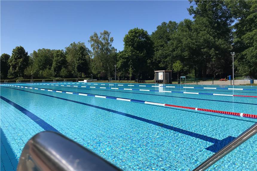 Nur noch wenige Tickets für das Parkbad Nord am Wochenende Das Parkbad Nord in Ickern freut sich auf ein, für Corona-Verhältnisse volles Freibad. Nur noch wenige Tickets sind verfügbar.