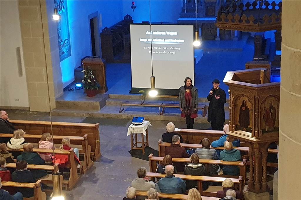 Jubel, Beifall und Pfiffe in der Benediktus-Kirche Herbern Das Publikum in der Herberner Kirche war begeistert von dem Konzert unter dem Titel „Auf anderen Wegen“.