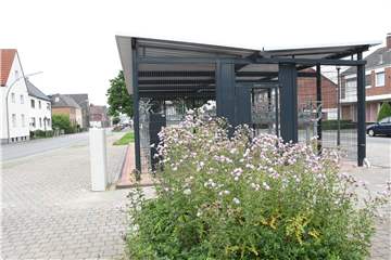 Das Radparkhaus in Selm sieht schon ziemlich fertig aus.
