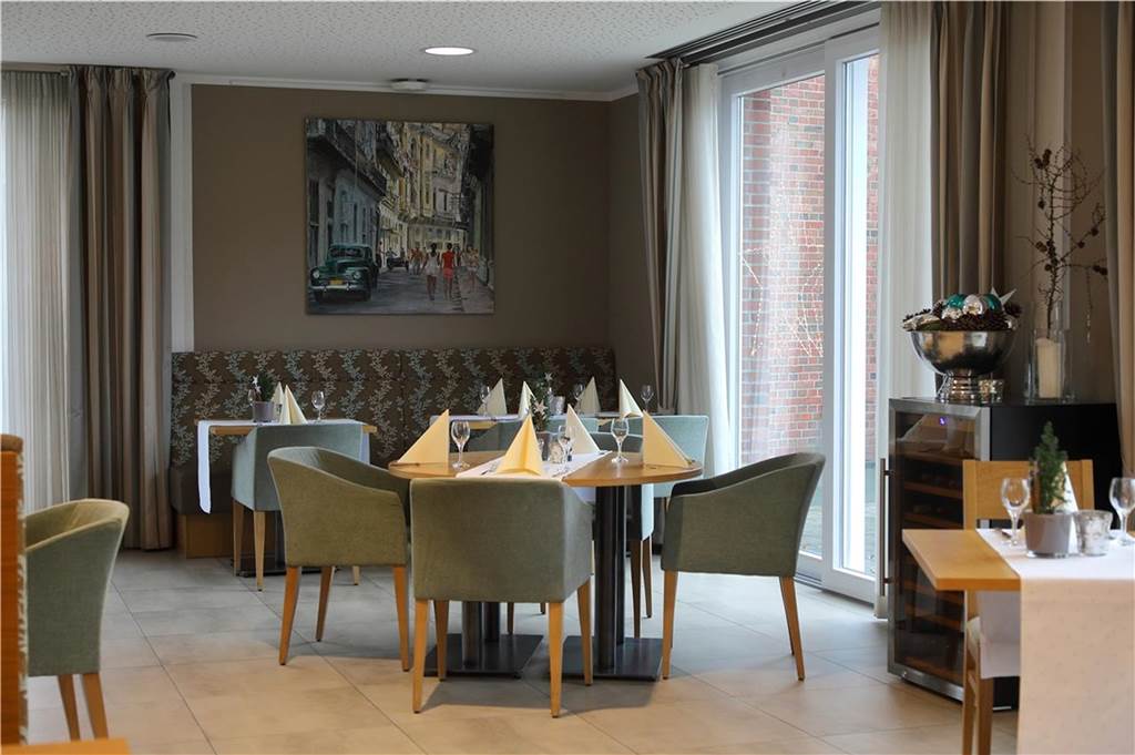 Das Hotel am Markt und Restaurant M3 in Heek haben ein neues, ehrgeiziges Betreiberduo Das Restaurant M3 ist modern und stilvoll eingerichtet.