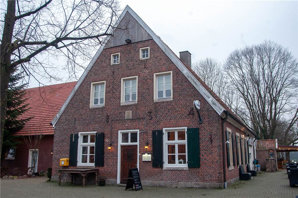 Harry Engbers (57) interpretiert im Restaurant Oldenkott die deutsche Küche neu Das Restaurant Oldenkott ist in einem denkmalgeschützten Haus untergebracht.