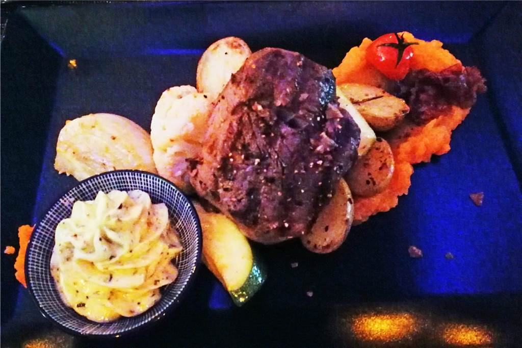 Eine kulinarische Auszeit im Herzen Stadtlohns: Hochwertige Küche und coole Atmosphäre Das Rinderfilet steht nicht auf der Karte, sondern war ein Spezial-Angebot an diesem Abend.