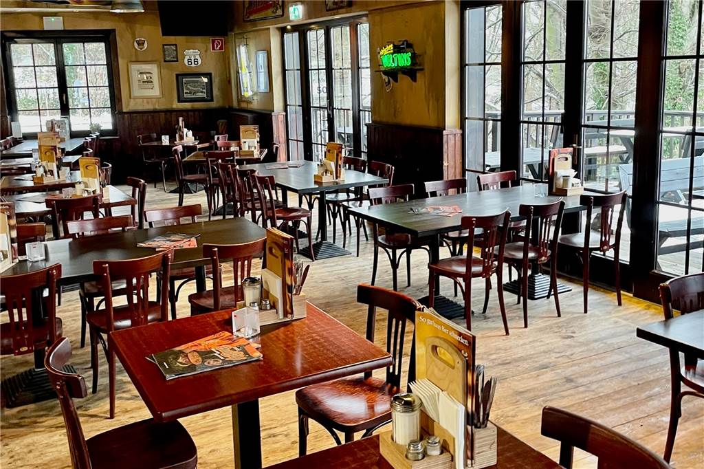 Road-Stop feiert 20. Geburtstag: Amerikanischer Lifestyle im Schatten Kaiser Wilhelms Das Road-Stop steht für den „American Style“ und ist bei den Gästen aus dem Umland beliebt.