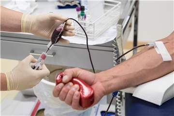 Das Rote Kreuz Olfen bittet um Blutspenden.