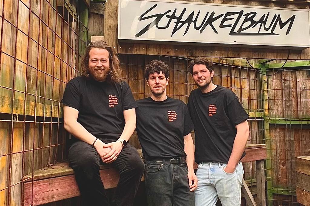 Musik, Open-Air-Kino und Literatur: Das neue Programm der Oude Marie Das Schaukelbaum-Team Birger Schwalvenberg, Kevin Over und Tim Vennemann