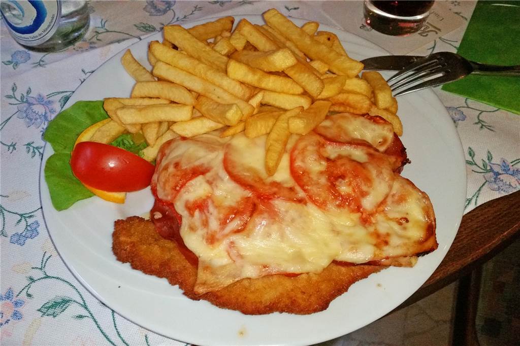 Waldschänke Kortböyer in Wüllen: Leckeres Essen in uriger Atmosphäre Das Schnitzel "Bröke"