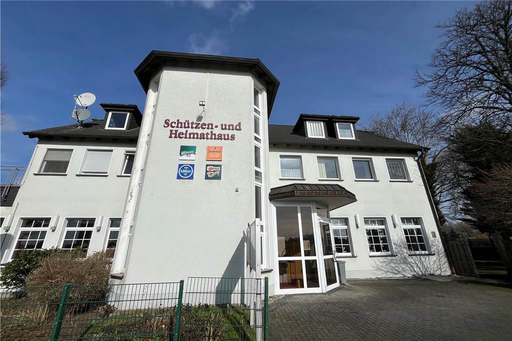 Neuer Pächter für Schützenheide in Bergkamen gesucht Außenansicht der Schützenheide mit dem Treppenhaus zu den Fremdenzimmern.