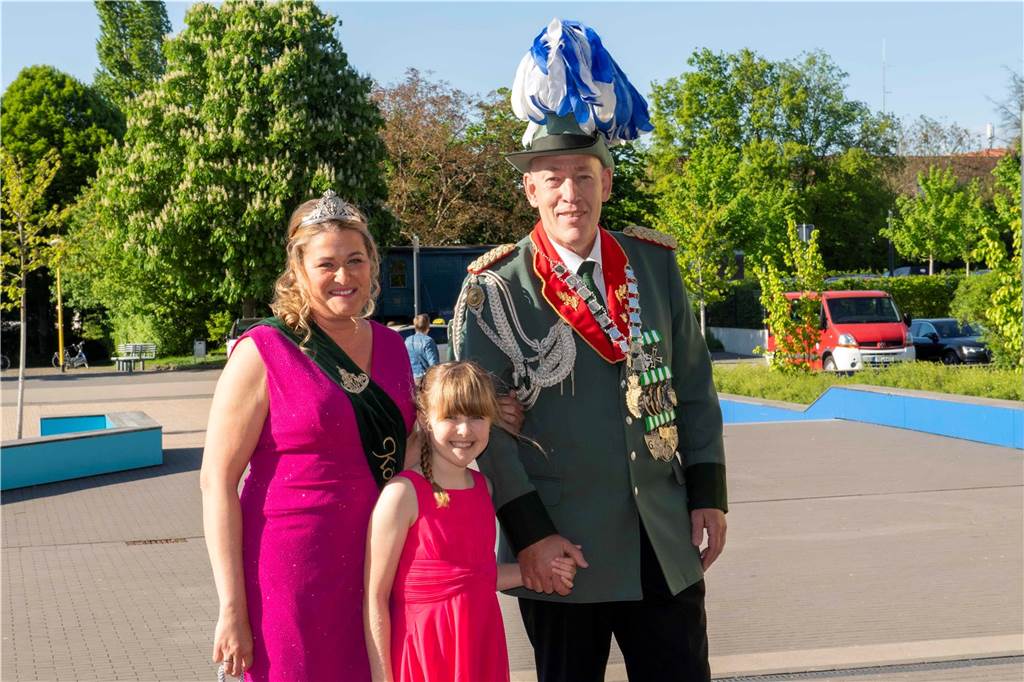 Das Schützenfest 2025 wirft seine Schatten voraus: Am Samstagabend, 26. April 2025, fand in der Aula des Schulzentrums der Königsehrenabend statt. Die Stimmung war ausgelassen.