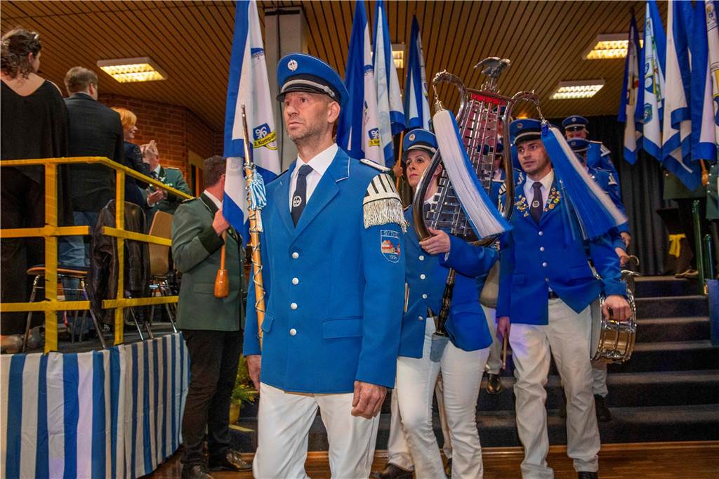 Das Schützenfest 2025 wirft seine Schatten voraus: Am Samstagabend, 26. April 2025, fand in der Aula des Schulzentrums der Königsehrenabend statt. Die Stimmung war ausgelassen.