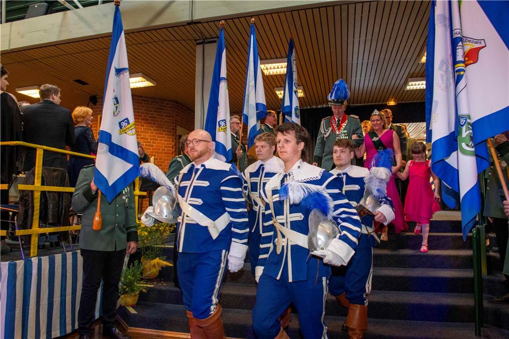Das Schützenfest 2025 wirft seine Schatten voraus: Am Samstagabend, 26. April 2025, fand in der Aula des Schulzentrums der Königsehrenabend statt. Die Stimmung war ausgelassen.