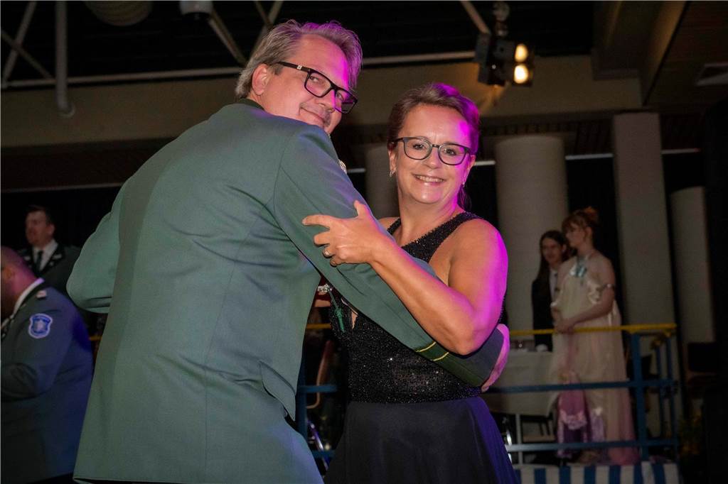 Das Schützenfest 2025 wirft seine Schatten voraus: Am Samstagabend, 26. April 2025, fand in der Aula des Schulzentrums der Königsehrenabend statt. Die Stimmung war ausgelassen.