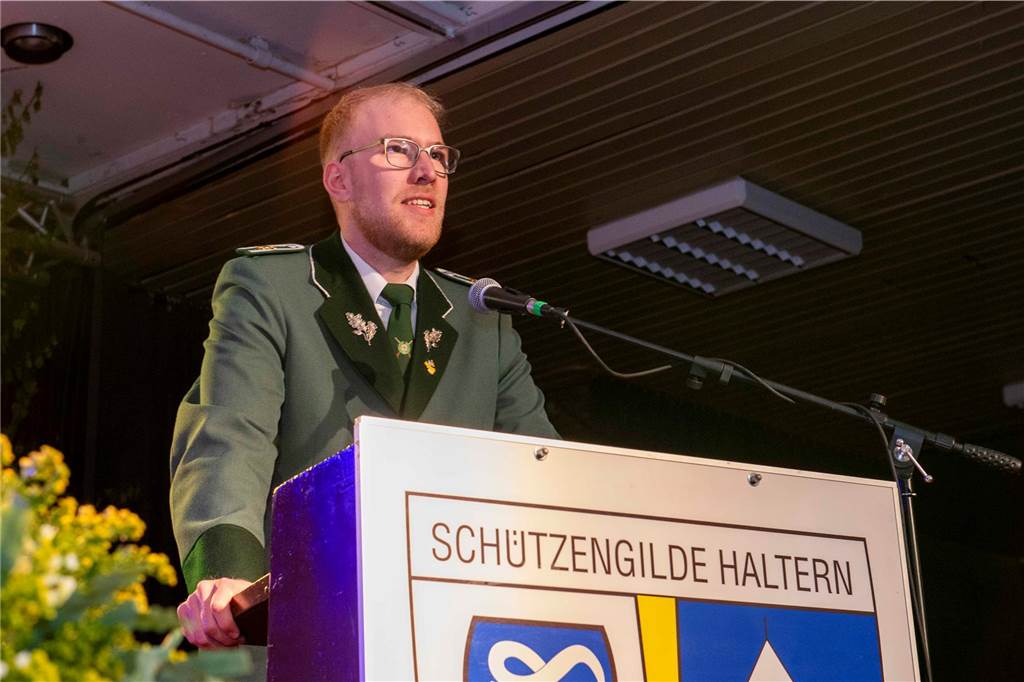 Das Schützenfest 2025 wirft seine Schatten voraus: Am Samstagabend, 26. April 2025, fand in der Aula des Schulzentrums der Königsehrenabend statt. Die Stimmung war ausgelassen.