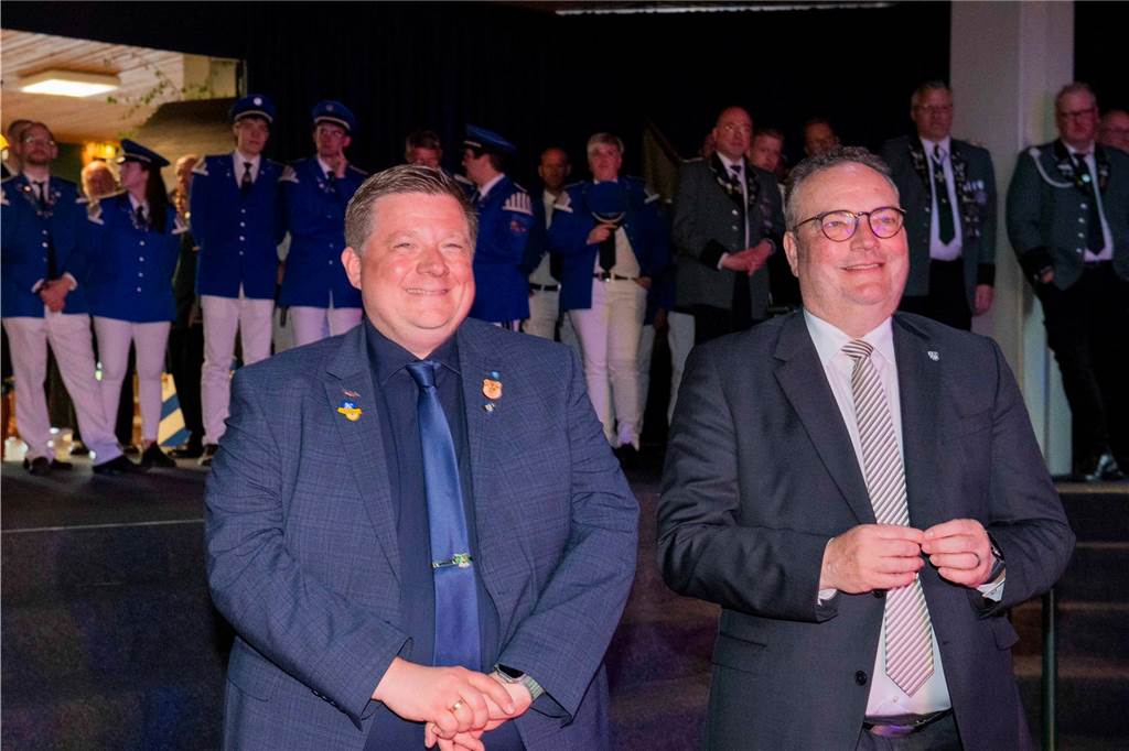 Das Schützenfest 2025 wirft seine Schatten voraus: Am Samstagabend, 26. April 2025, fand in der Aula des Schulzentrums der Königsehrenabend statt. Die Stimmung war ausgelassen.