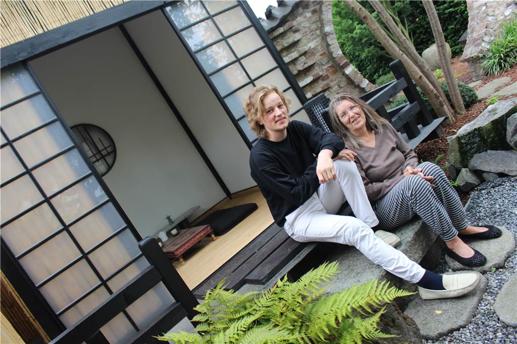 Birgit Pflügers 1000-Quadratmeter-Garten wird immer japanischer Das selbst gebaute Teehaus im japanischen Stil ist für Birgit Pflüger ein Highlight ihres Gartens.
