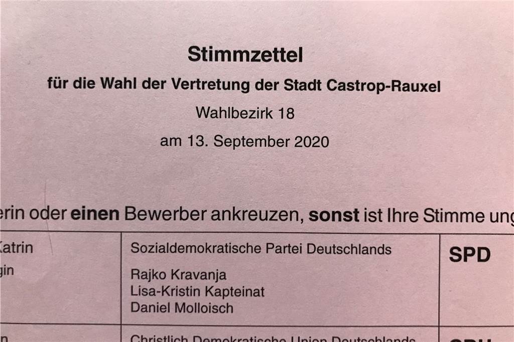 Analyse: Wer kommt in den neuen Rat, wer nicht - und für wen wird‘s eng? Das sind die Wahlzettel für den Stadtrat, die man am 13. September im Wahllokal ausgehändigt bekommt.