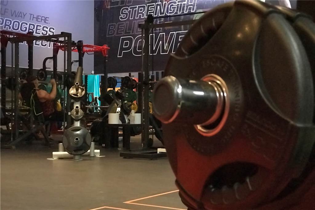 Castrop-Rauxeler Fitnessstudio macht im Lockdown weiter Sportangebote Das Sportforum an der Bahnhofstraße hat seit dem zweiten Lockdown Trainingsgeräte an Mitglieder verliehen.
