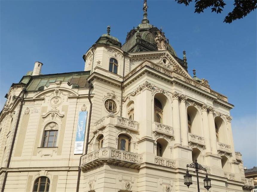 Kosice eröffnet Festjahr als Kulturhauptstadt Das Staatstheater ist eines der kulturellen Aushängeschilder Kosices. Foto: Detlef Berg