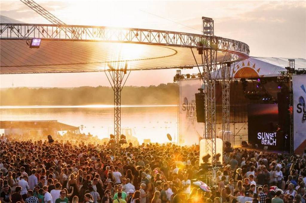 Sunset Beach Festival: Günstigere Tickets ab jetzt in der Halterner City Das Sunset-Beach-Festival steigt am 25. Juni 2022 am Halterner Stausee.