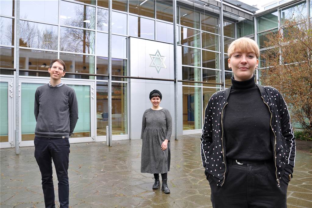 Antisemitismus: Mehr Straftaten in Dortmund - das ist nicht das einzige Problem Das Team der Beratungsstelle Adira (Micha Neumann, Anna Ben-Schlomo und Johanna Lauke, v.l.) dokumentiert antisemitische und rassistische Vorfälle.