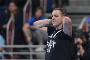 Das Team von Kiel-Trainer Alfred Gislason schied im Pokal aus. Foto: Silas Stein