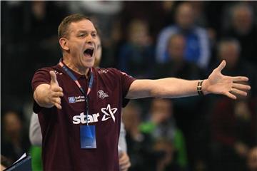 Das Team von Trainer Alfred Gislason unterliegt KS Vive Kielce mit 29:30. Foto: Daniel Reinhardt