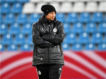 Das Team von Trainerin Steffi Jones kam gegen Norwegen nicht über ein 1:1 hinweg. Foto: Hendrik Schmidt