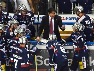 Das Team von Uwe Krupp verlor erneut auswärts. Foto: Maurizio Gambarini