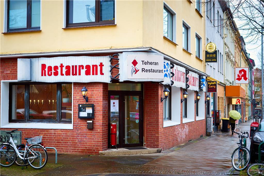Das "Teheran" liegt direkt an der Kreuzung Hohe Straße / Mittelstraße.