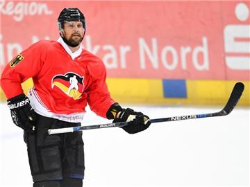Das Tor von Nationalspieler Dennis Seidenberg reichte für die Islanders nicht zum Sieg. Foto: Uwe Anspach