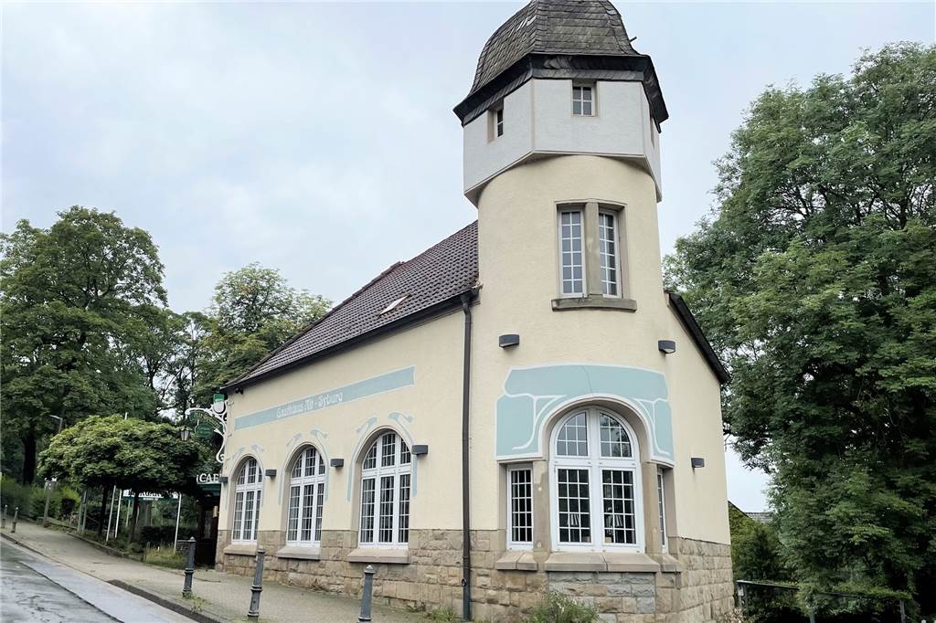 Syburg – der vergessene Stadtteil: „Hier geht alles den Bach runter“ Das Traditionshaus Alt Syburg ist verwaist.