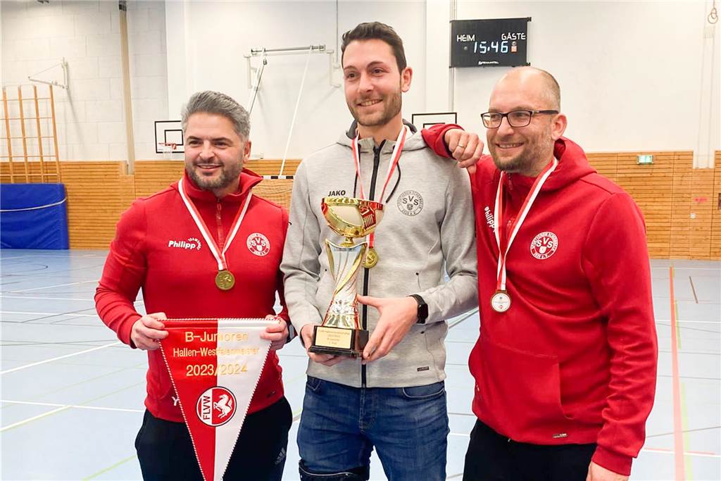 SV Schermbeck ist Westfalenmeister: B-Junioren sind nicht zu bremsen Yunus Karaca, Alexander Schlüter und Thorsten Beckmann